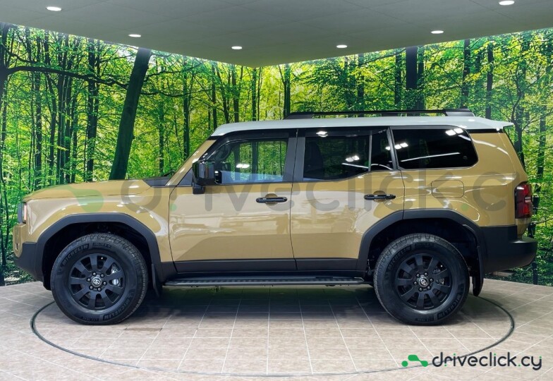 Toyota Land Cruiser 250 Gold