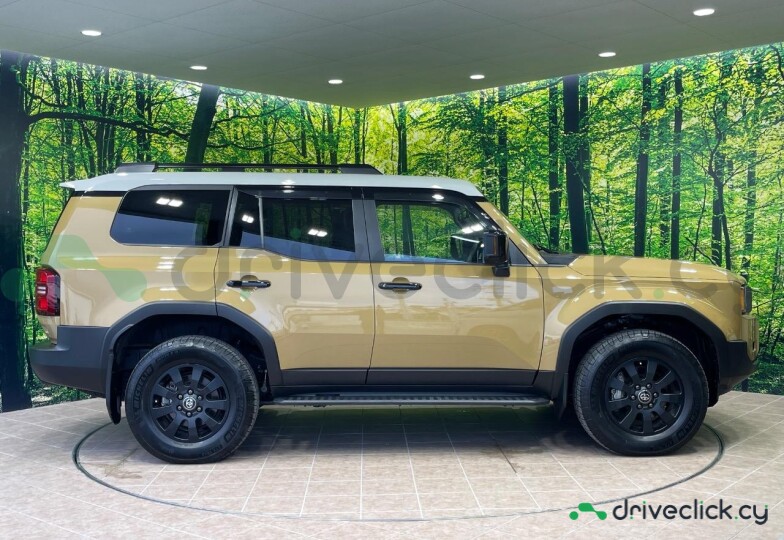 Toyota Land Cruiser 250 Gold