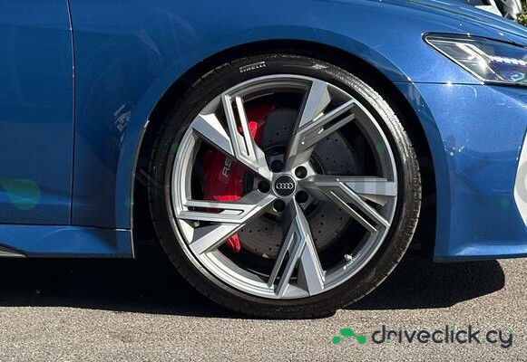 Audi RS6 Blue
