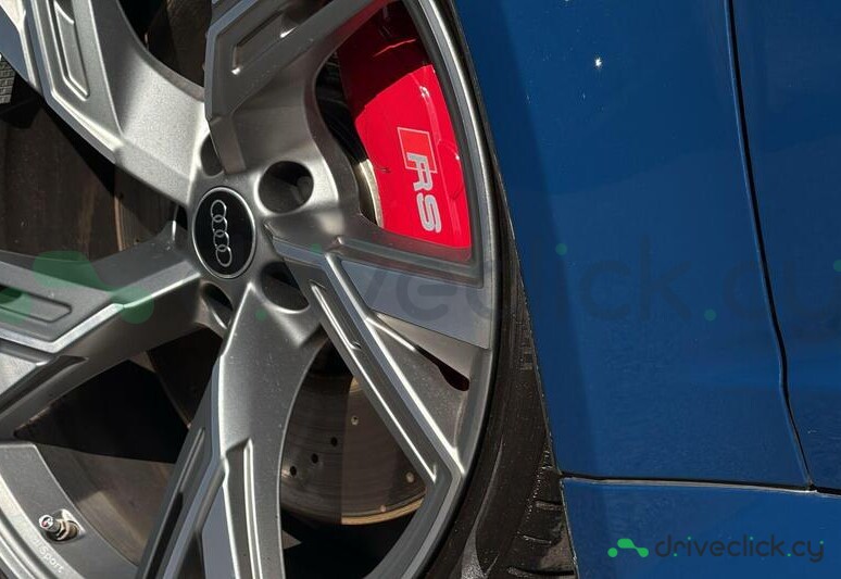 Audi RS6 Blue