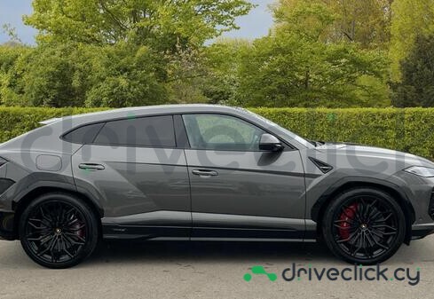 Lamborghini Urus Grey