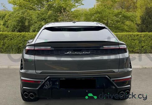 Lamborghini Urus Grey