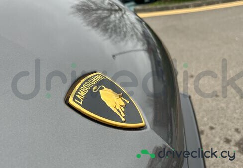Lamborghini Urus Grey