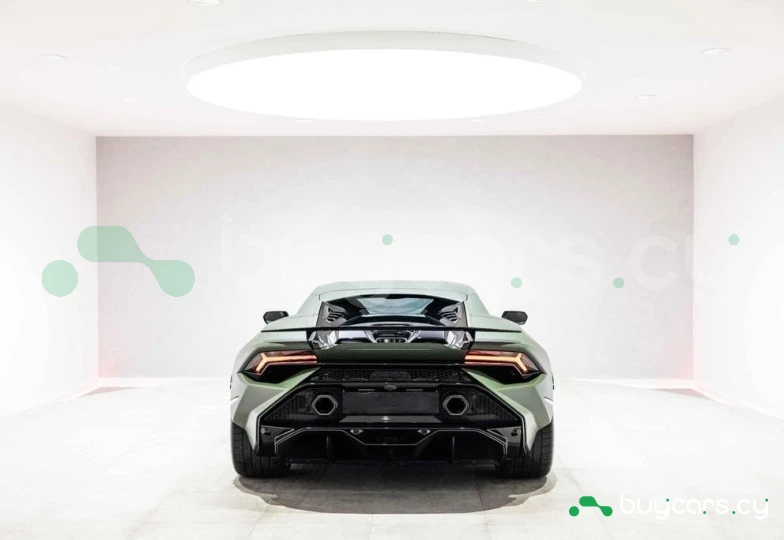 Lamborghini Huracan Зеленый