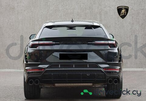 Lamborghini Urus Black
