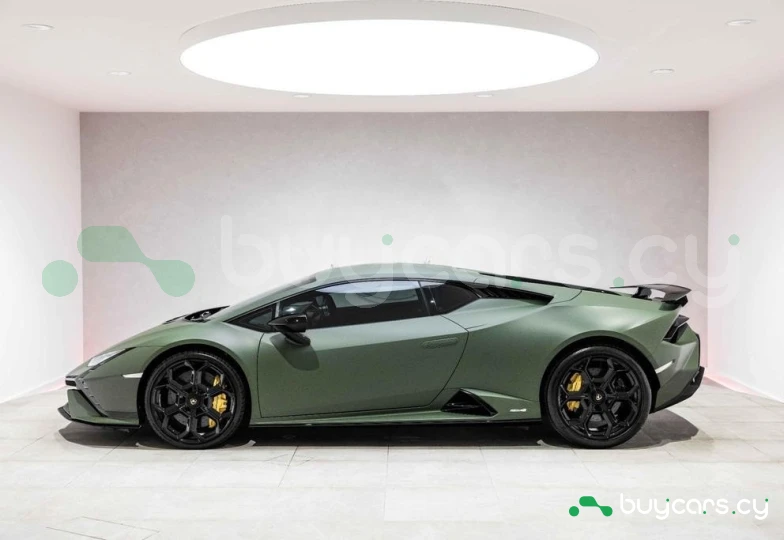 Lamborghini Huracan Зеленый