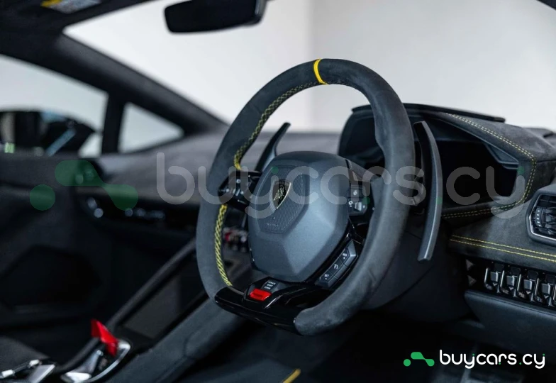 Lamborghini Huracan Зеленый