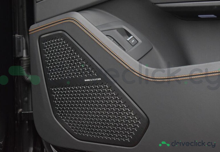 Lamborghini Urus Black