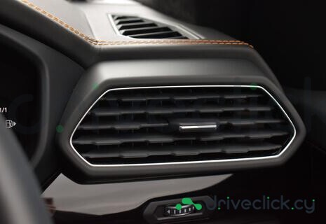 Lamborghini Urus Black