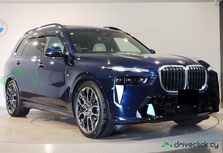 BMW X7 Blue