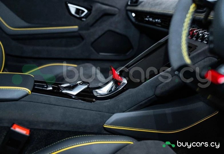 Lamborghini Huracan Зеленый