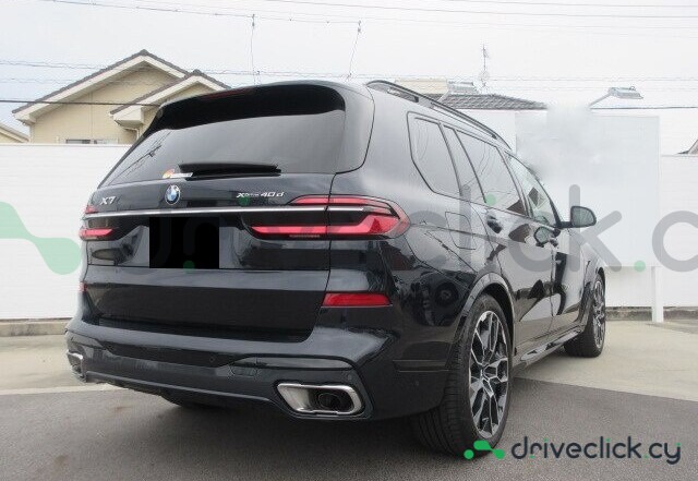 BMW X7 Black