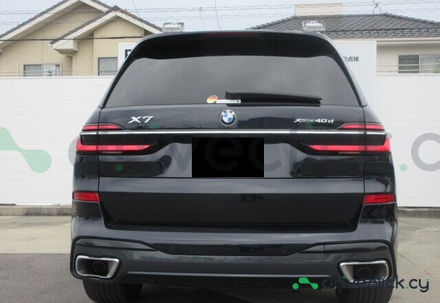 BMW X7 Black