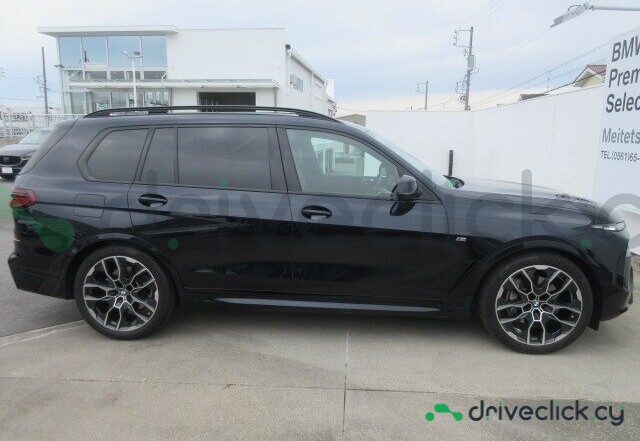 BMW X7 Black