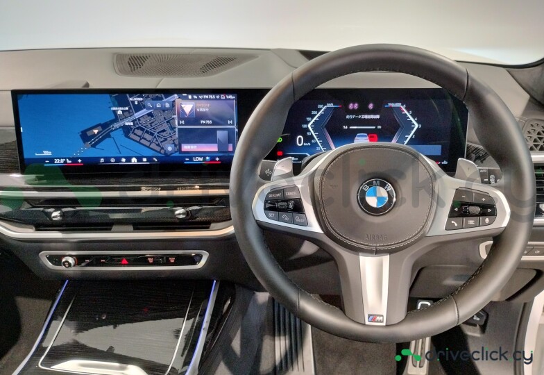BMW X7 White