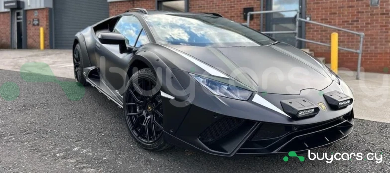 Lamborghini Huracan Черный