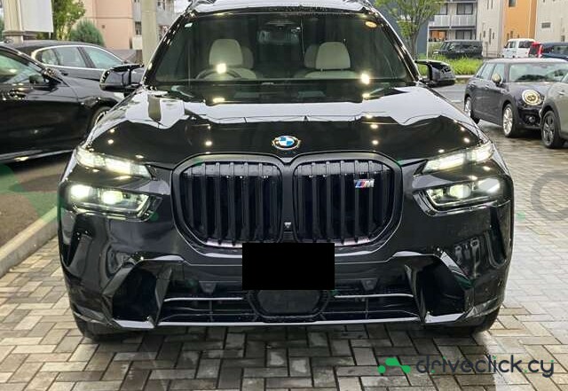 BMW X7 Black