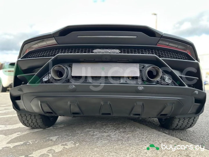 Lamborghini Huracan Черный