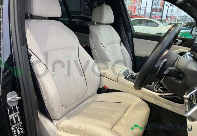 BMW X7 Black