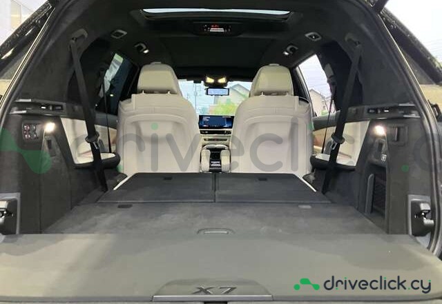 BMW X7 Black