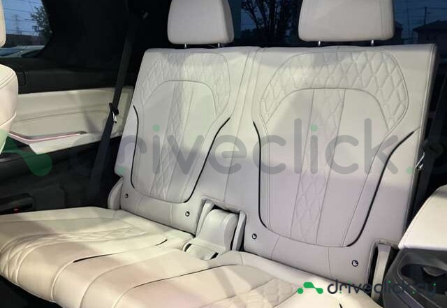 BMW X7 Black