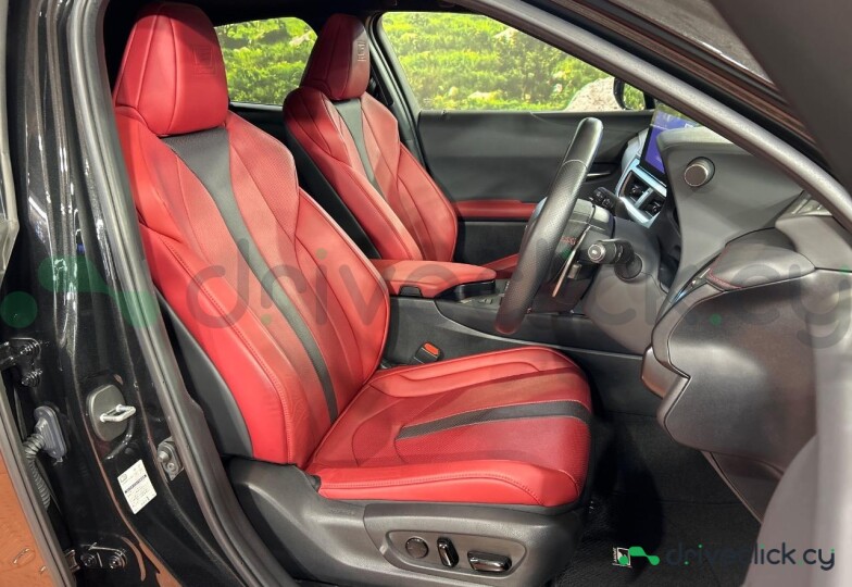 Lexus UX Black
