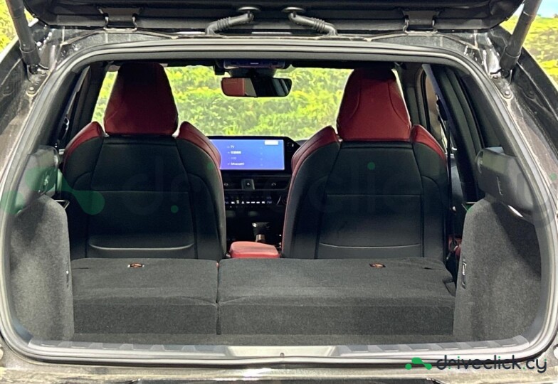 Lexus UX Black