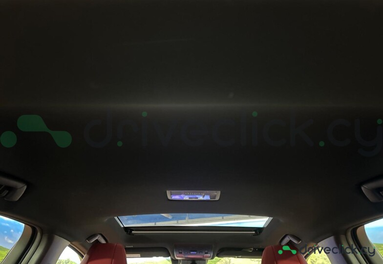 Lexus UX Black