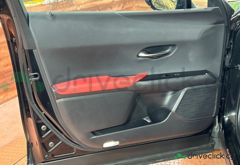 Lexus UX Black