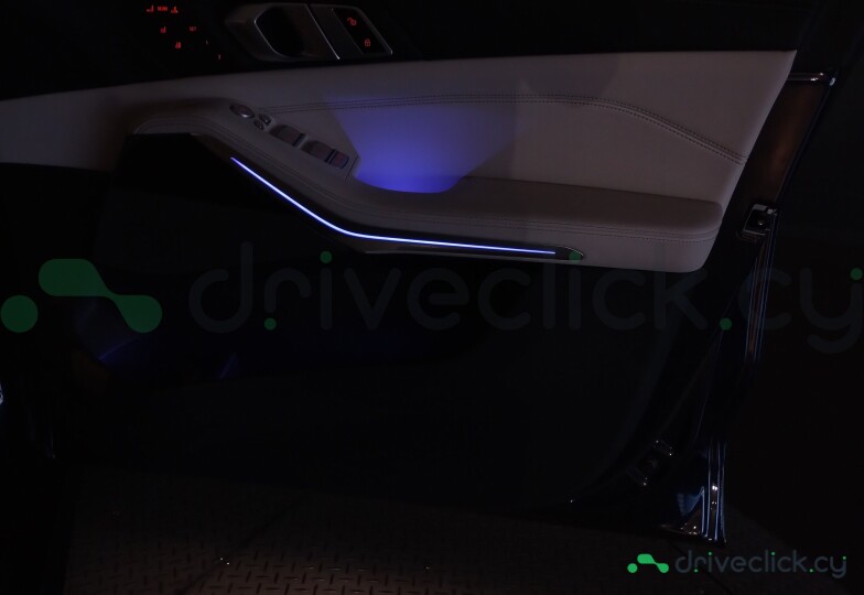BMW X7 Blue