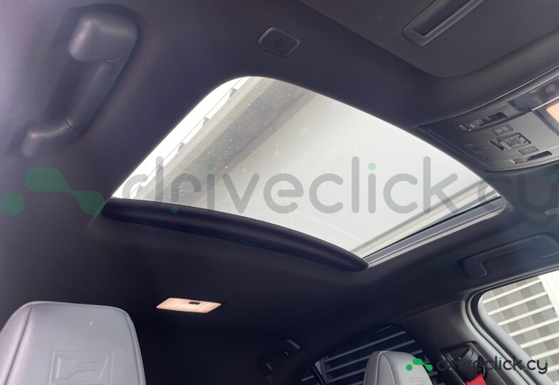 Lexus UX Black