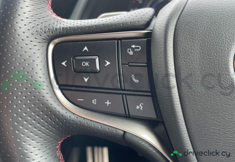 Lexus UX Black