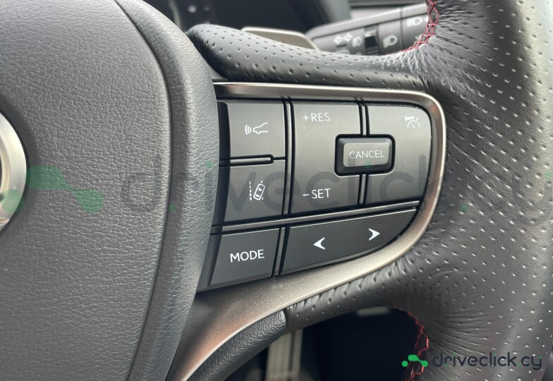 Lexus UX Black