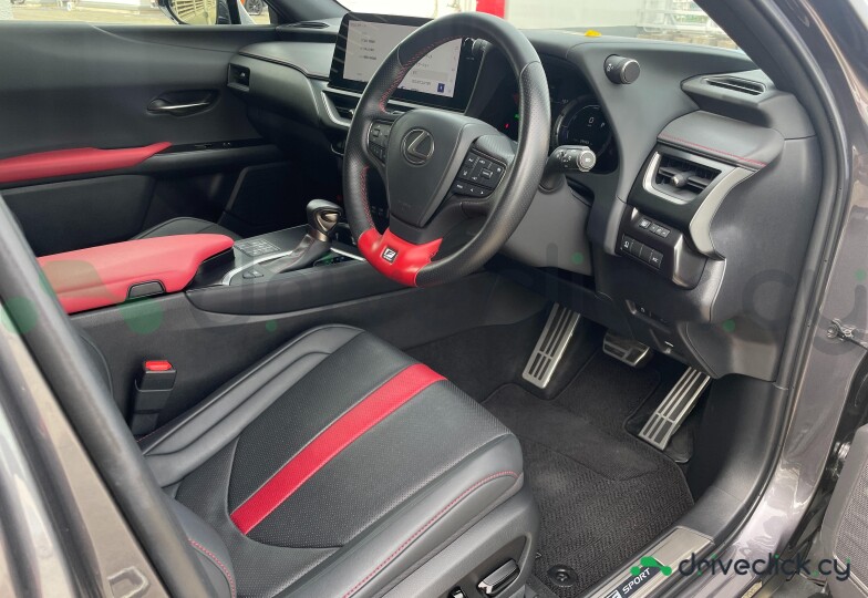 Lexus UX Black
