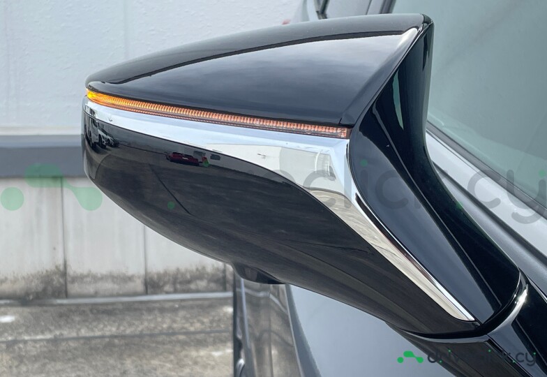 Lexus UX Black