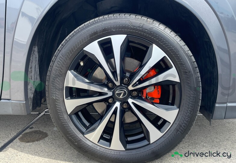 Lexus UX Black