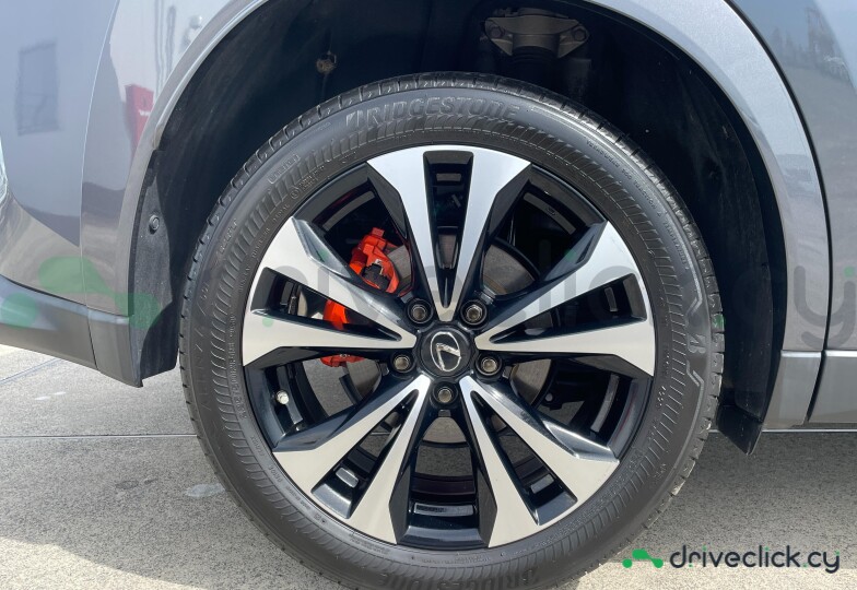 Lexus UX Black