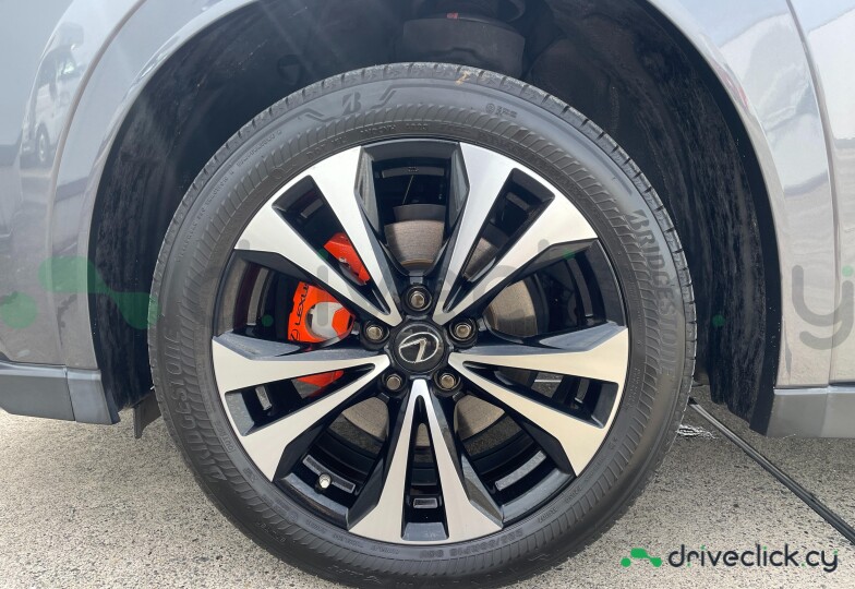 Lexus UX Black