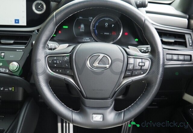 Lexus ES Grey