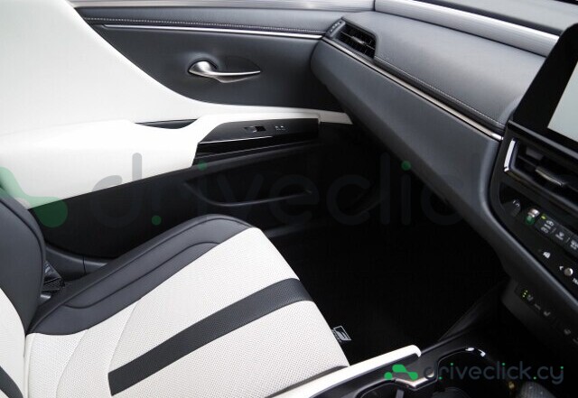 Lexus ES Grey