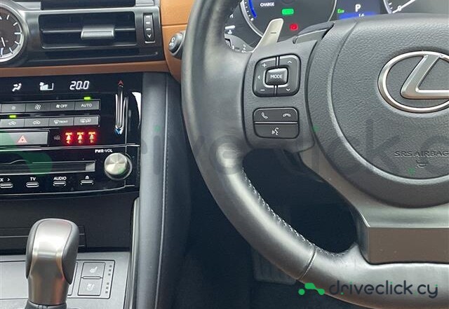 Lexus IS Grey