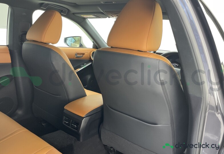 Lexus IS Grey