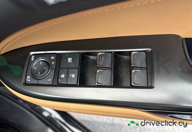 Lexus NX Black
