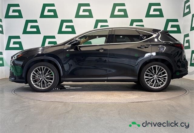 Lexus NX Black