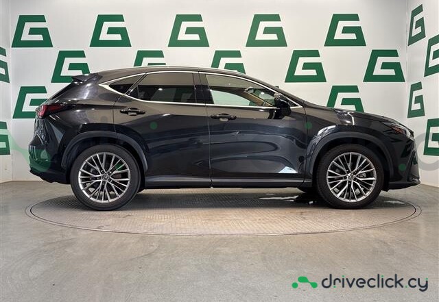Lexus NX Black