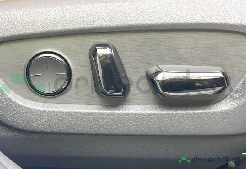 Lexus NX White