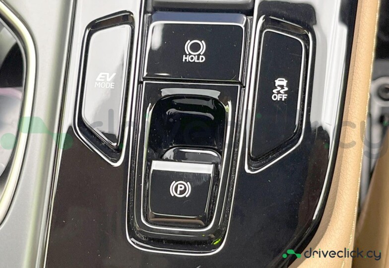 Lexus NX White