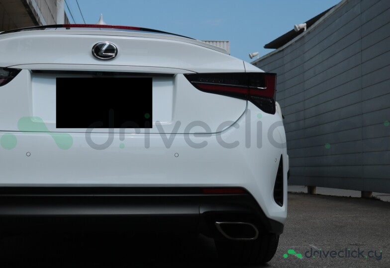 Lexus RC White