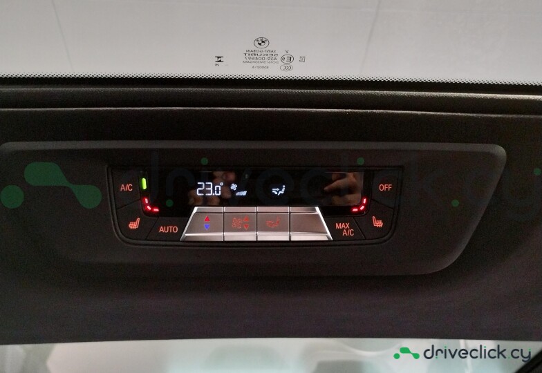 BMW X7 White