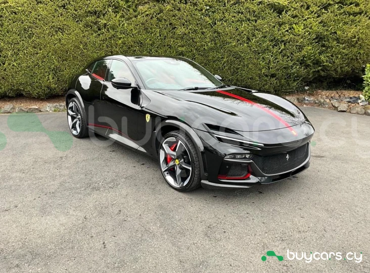 Ferrari Purosangue Черный